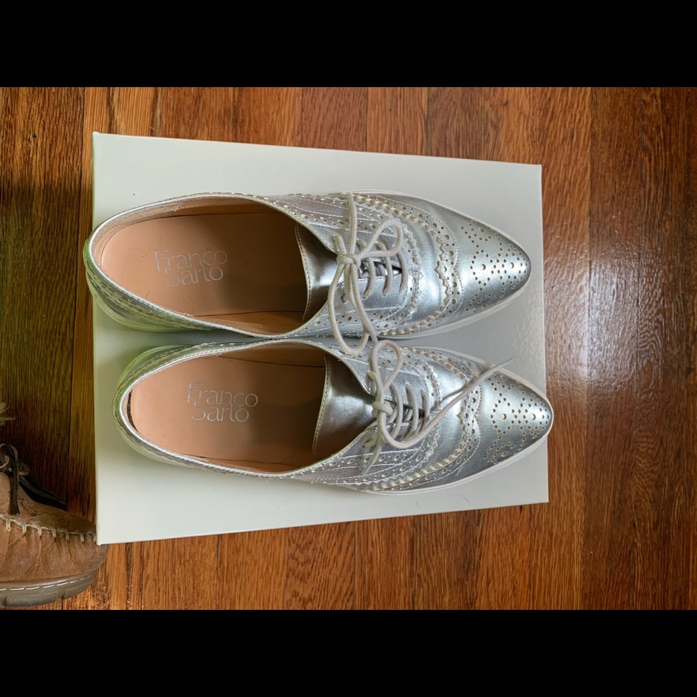 Metallic sneaker - Picture 2 of 5